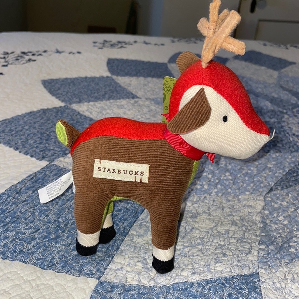 Starbucks Holiday Collectable Stuffed Reindeer Toy/Animal. NEW WITH TAGS
